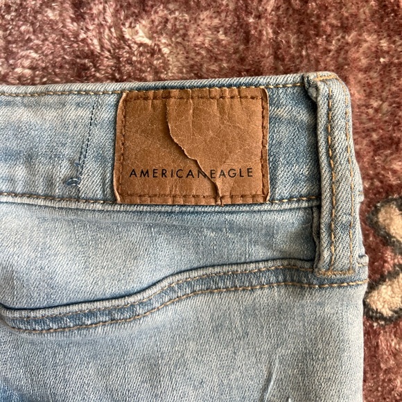 AE High waisted distressed jeans. - Picture 9 of 10